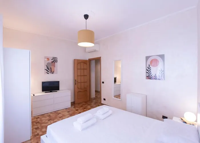 Apartament The Real *