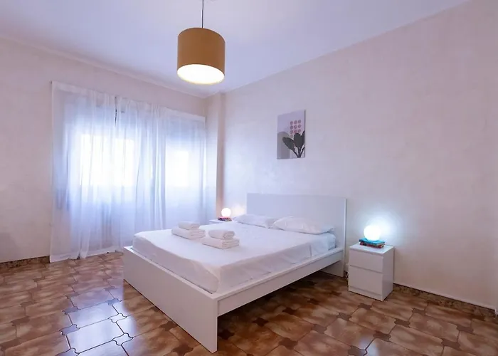 Apartament The Real